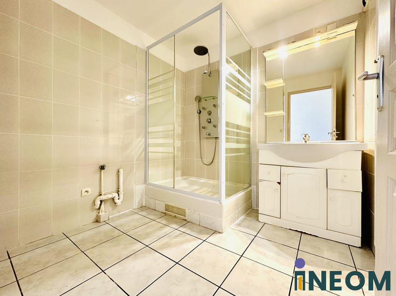 Appartement - 95 m² - 4 pièces