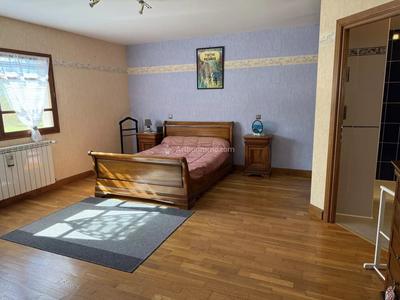 Maison - 162 m² - 5 pièces