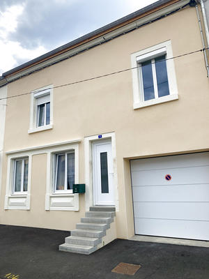 Maison - 256 m² - 7 pièces