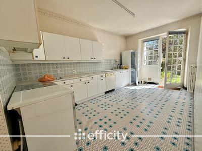 Maison - 145 m² - 7 pièces