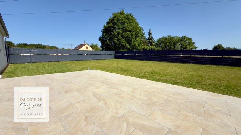 Maison - 93 m² - 5 pièces