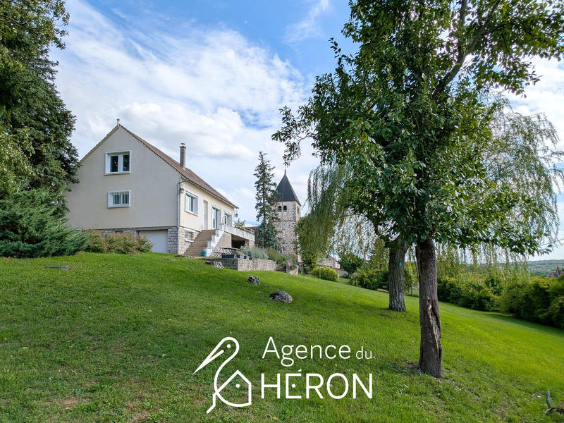 Maison - 151 m² - 7 pièces