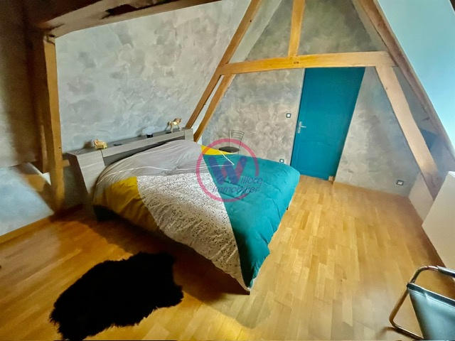 Maison - 227 m² - 10 pièces