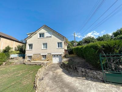 Maison - 136 m² - 6 pièces