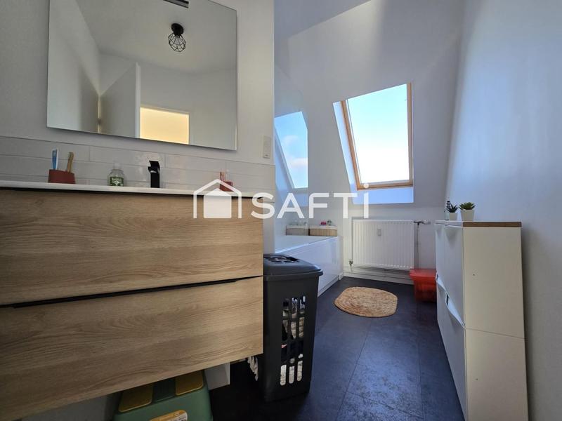 Appartement - 80 m² - 4 pièces