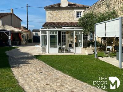 Propriété - 141 m² - 8 pièces