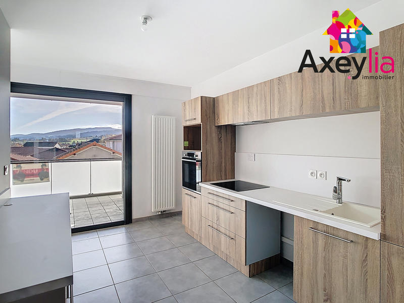 Appartement - 98 m² - 4 pièces