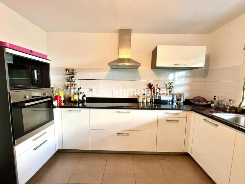 Maison - 86 m² - 4 pièces