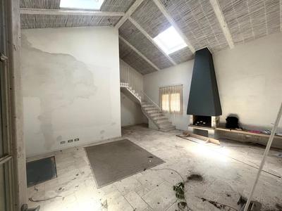 Maison de ville - 111 m² - 4 pièces