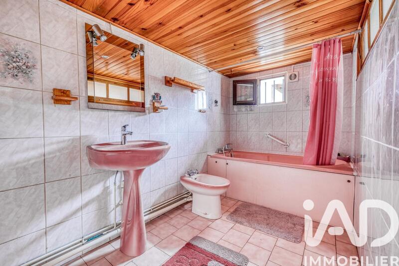 Maison de ville - 87 m² - 5 pièces