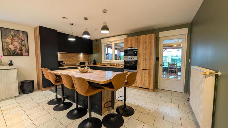 Pavillon - 157 m² - 6 pièces