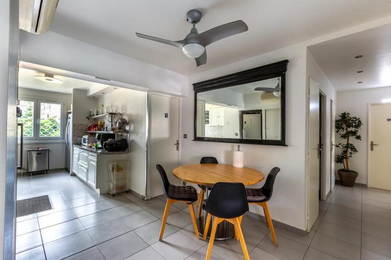 Appartement - 94 m² - 4 pièces