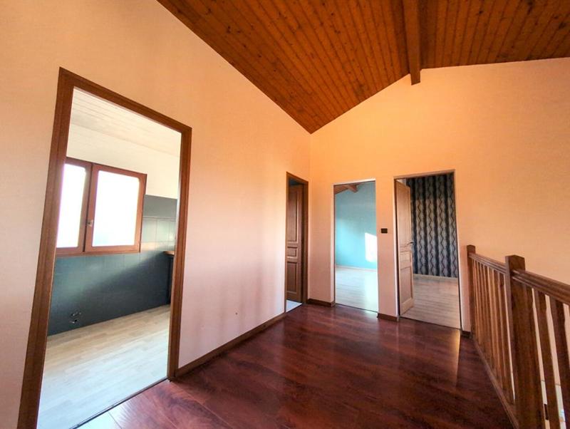 Maison - 151 m² - 7 pièces