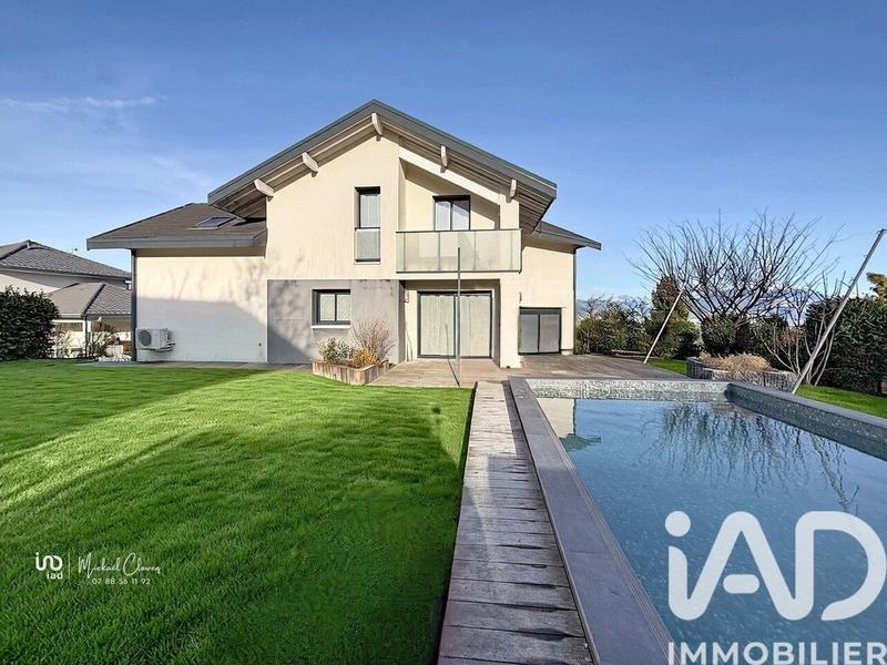 Maison - 159 m² - 6 pièces