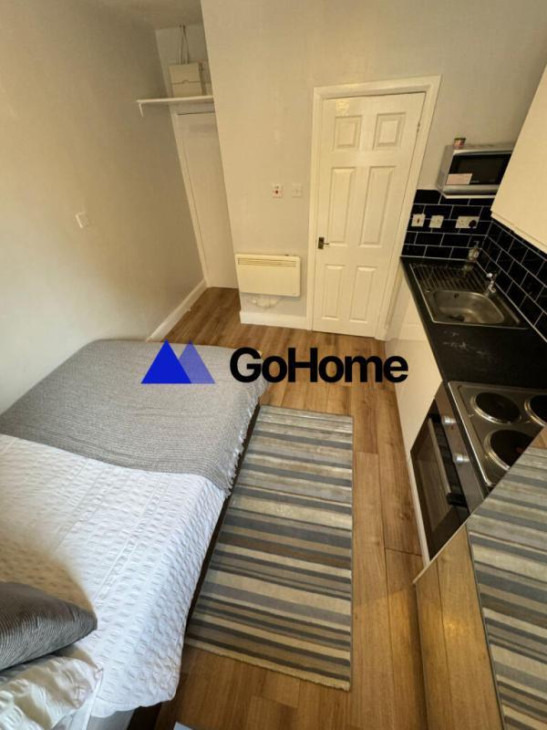 Studio - 15 m² - 1 pièce