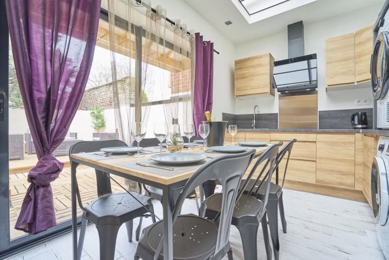 Maison - 94 m² - 6 pièces