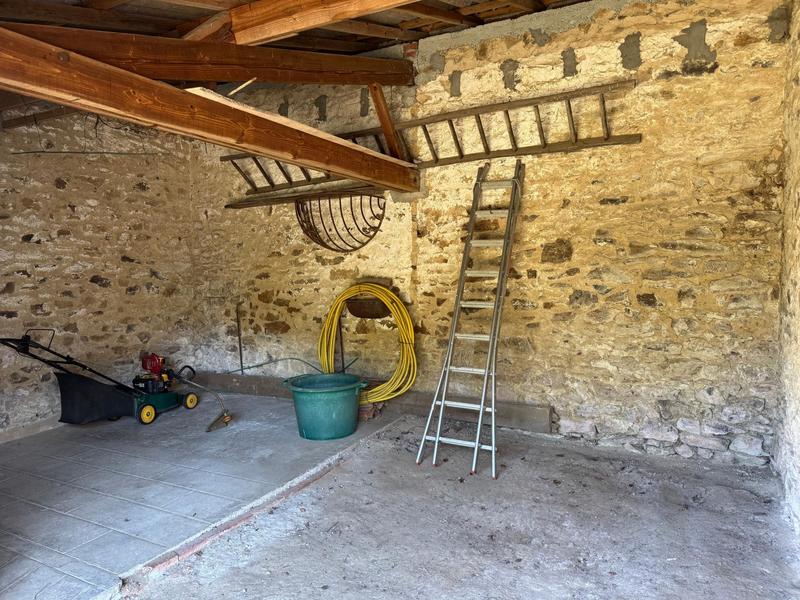 Maison - 203 m² - 9 pièces