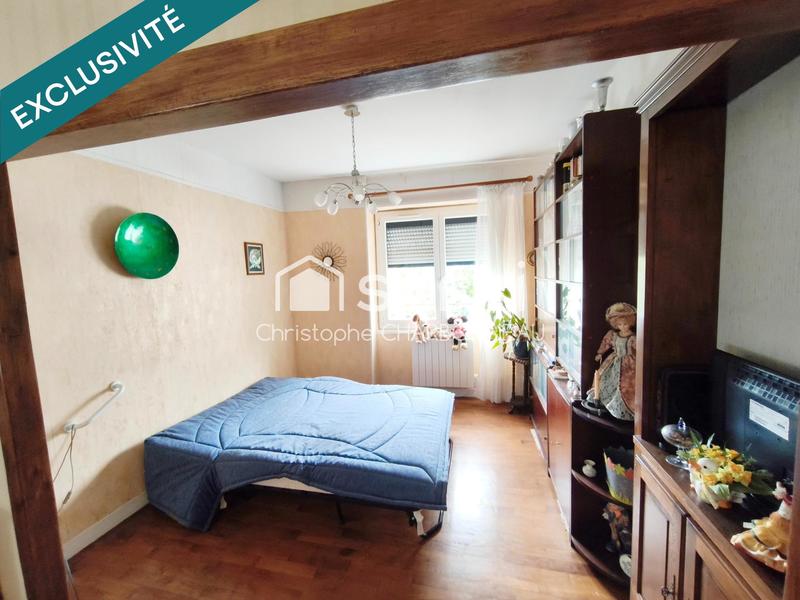 Maison - 128 m² - 8 pièces