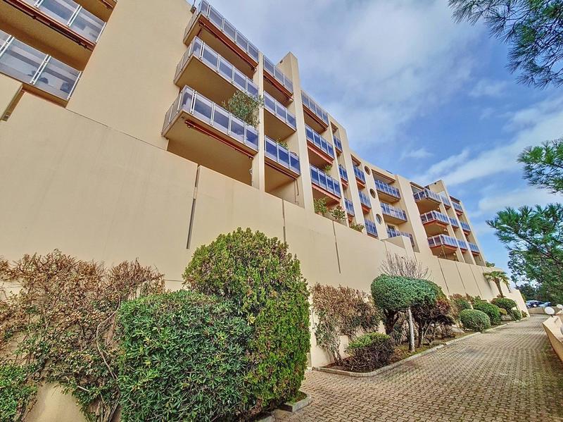 Appartement - 143 m² - 5 pièces