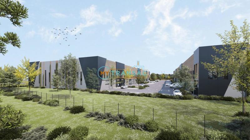 Local d'activité / Entrepôt - 637 m²