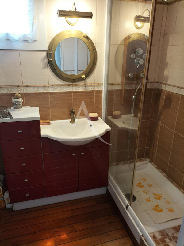 Maison - 104 m² - 5 pièces