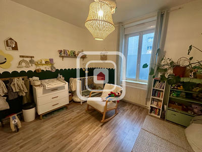 Appartement - 88 m² - 4 pièces