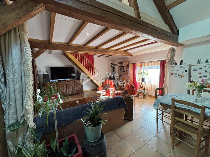 Maison - 300 m² - 9 pièces