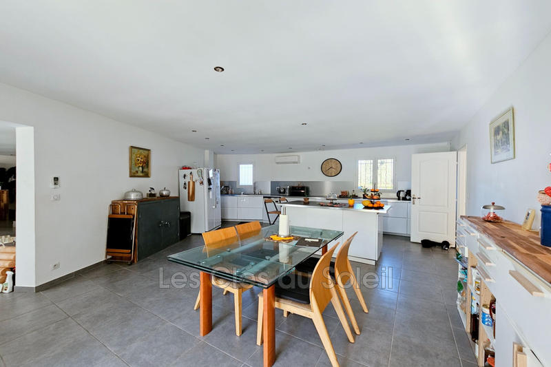 Maison - 161 m² - 6 pièces