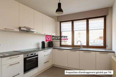 Maison - 90 m² - 8 pièces