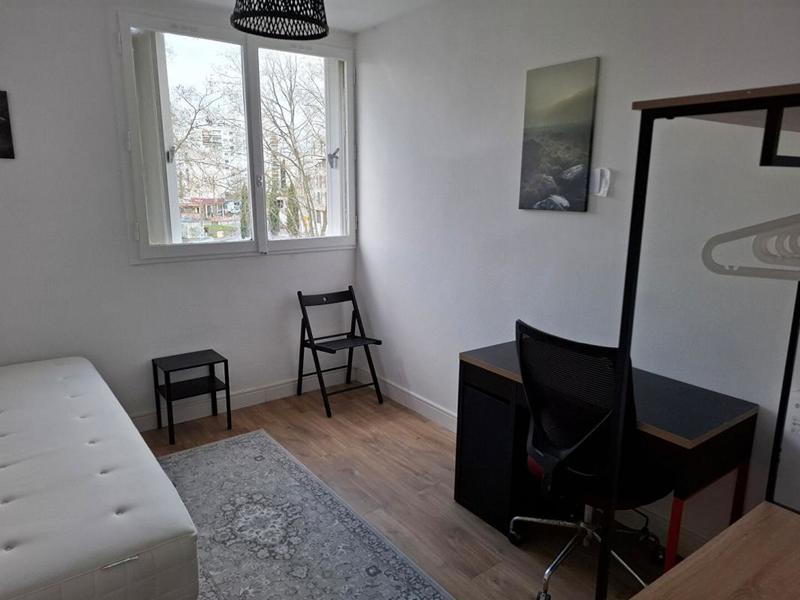 Appartement - 81 m² - 5 pièces