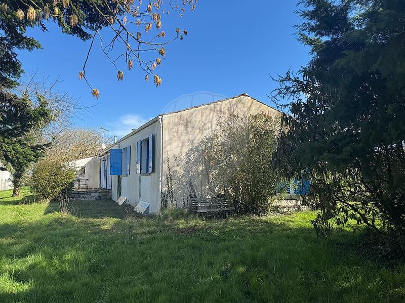 Maison - 99 m² - 4 pièces