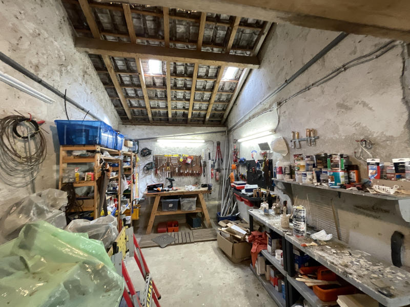 Maison - 210 m² - 9 pièces