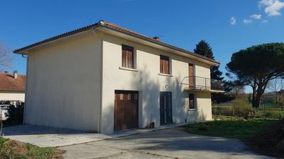 Remise - 152 m²