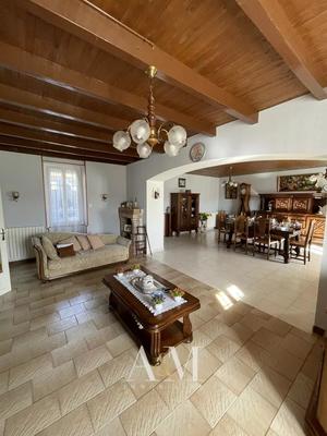 Maison - 136 m² - 6 pièces