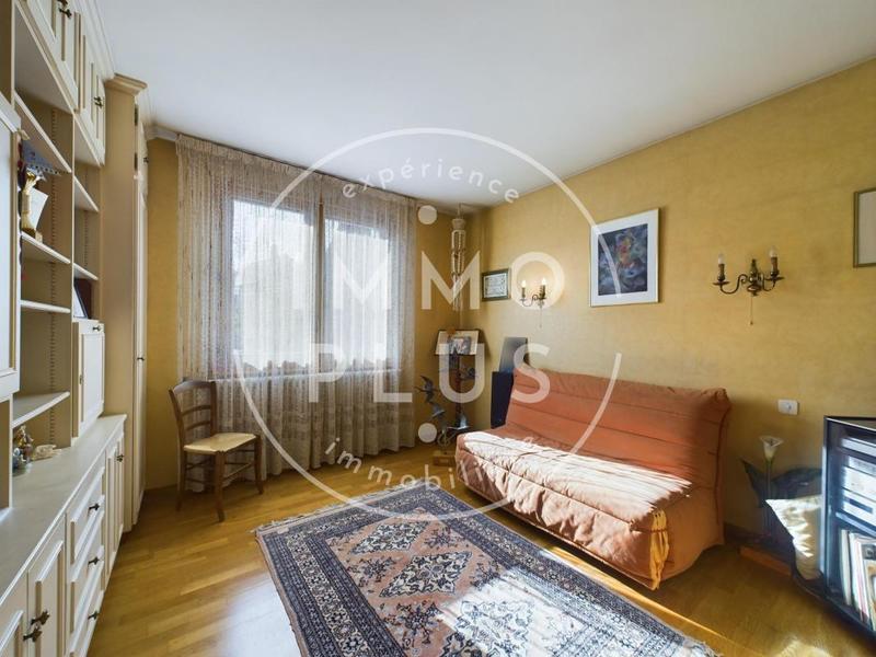 Maison - 167 m² - 7 pièces