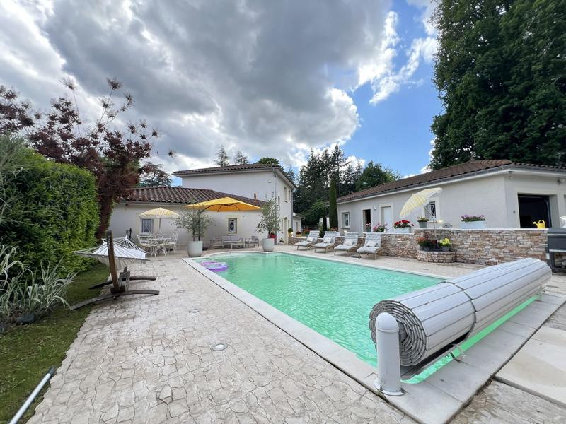 Villa - 230 m² - 7 pièces