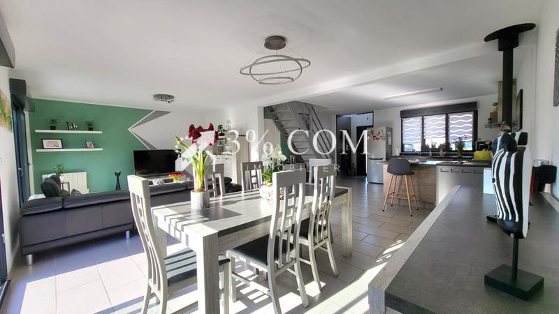 Maison - 84 m² - 4 pièces