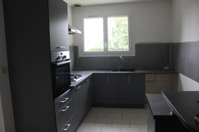 Maison - 93 m² - 4 pièces