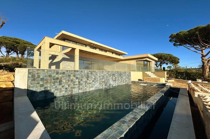 Maison contemporaine - 380 m²