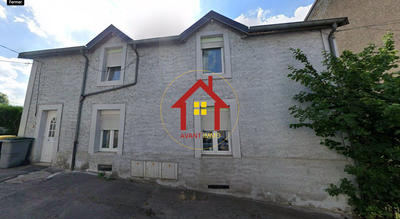 Maison - 108 m² - 8 pièces