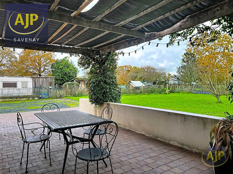 Maison - 158 m² - 7 pièces