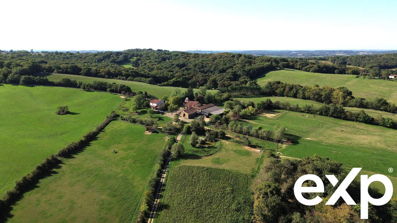 Maison - 375 m² - 17 pièces