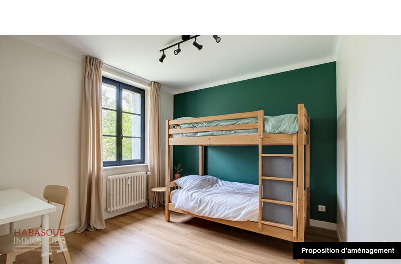 Maison - 93 m² - 7 pièces