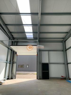 Local d'activité / Entrepôt - 95 m²