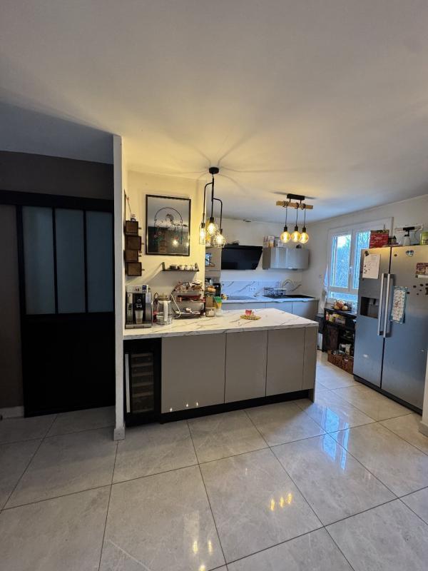 Propriété - 125 m² - 4 pièces