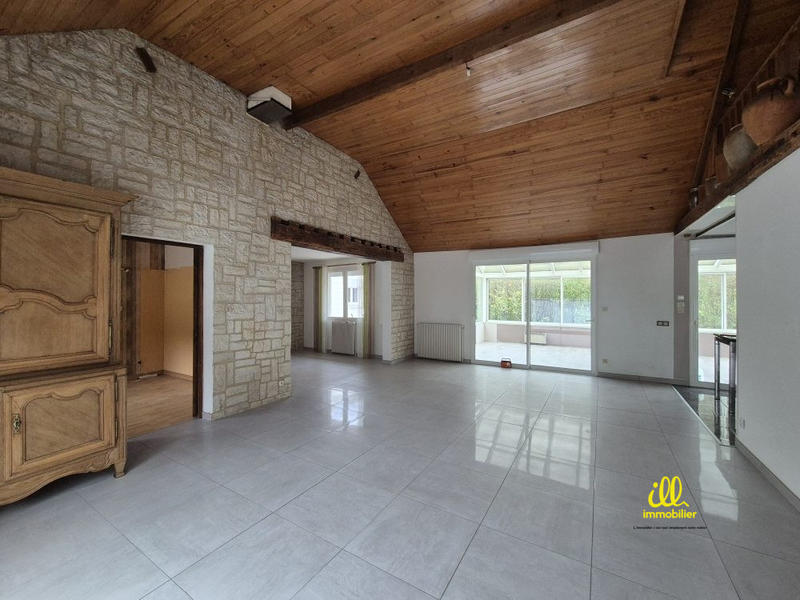 Maison - 127 m² - 6 pièces