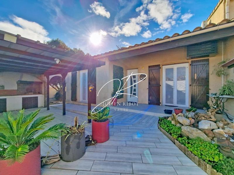 Maison - 115 m² - 6 pièces