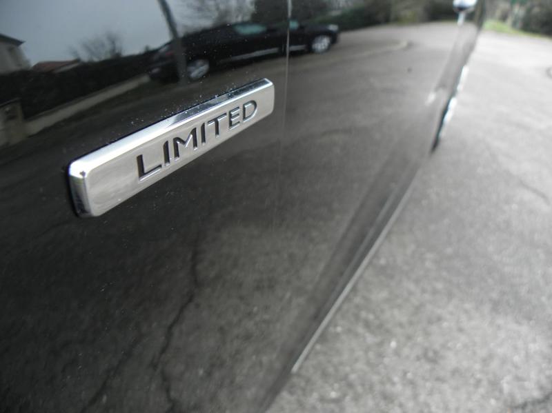 Renault Clio IV 1.2 16v 75 Ch Limited 5 portes / 4