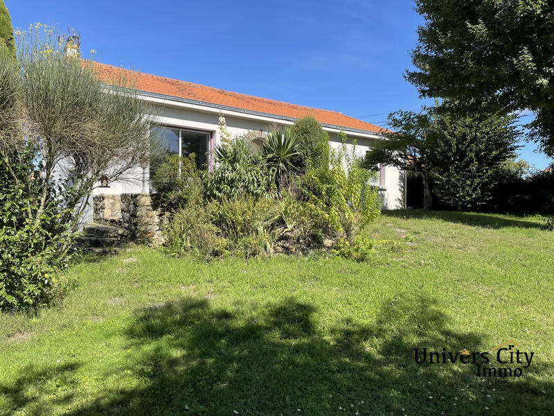 Maison - 101 m² - 6 pièces