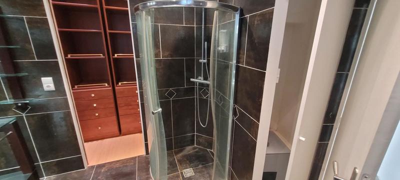 Appartement - 81 m² - 3 pièces